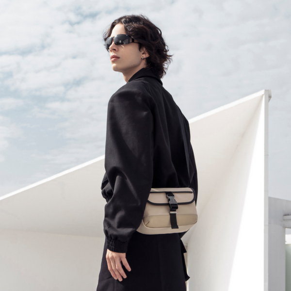CROSSBODY