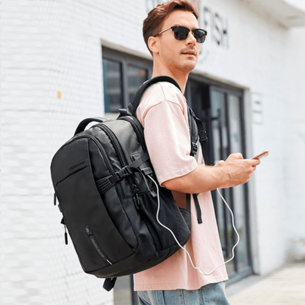 MOCHILA URBANA