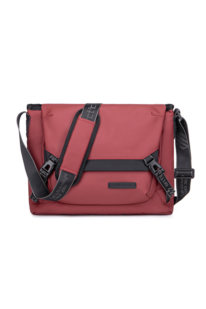 ARCTIC HUNTER K00528 | Maletin tipo Cartero impermeablera - Arctic Hunter Store