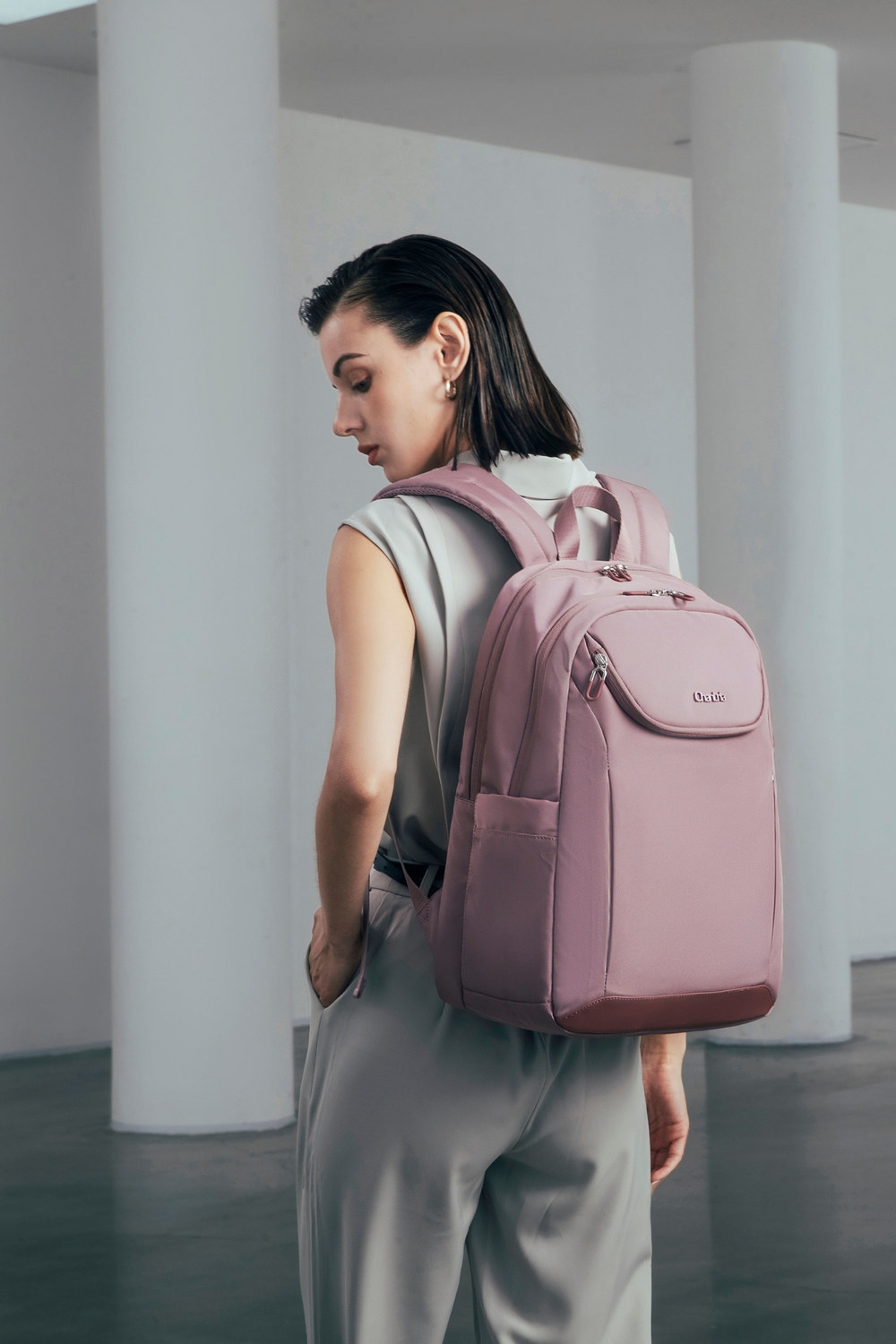 Mochila para Laptop CHANTRIA Mujer 25L | CB00638 - Arctic Hunter Store